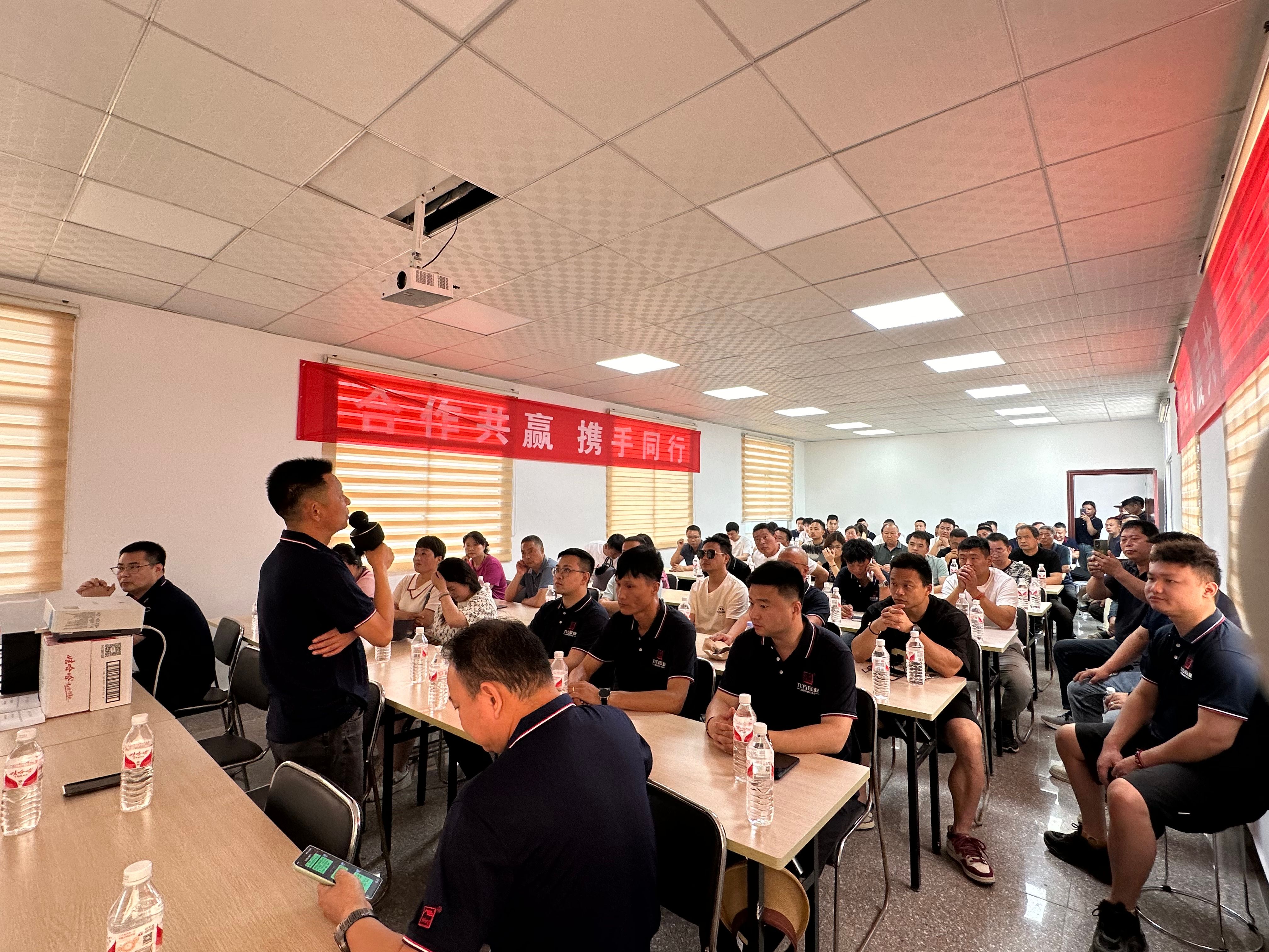 聚势发力 | 湖北CA88圣沣新品宣布会圆满收官！